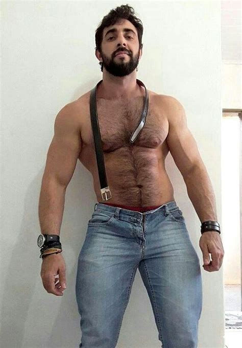 xxx hombres peludos|macho.